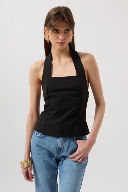 Bluzë e zezë cropped me rripa të trashë