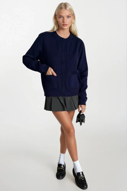 Düğmeli Çift Cepli Lacivert Triko Hırka