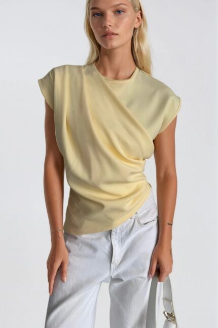 Omuz Büzgülü Sıfır Kol Sarı Bluz